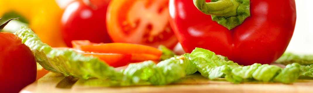 Komkommer-venkel salade met gerookte zalm header afbeelding
